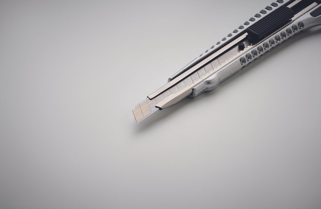 Einziehbares Cuttermesser Waregun
