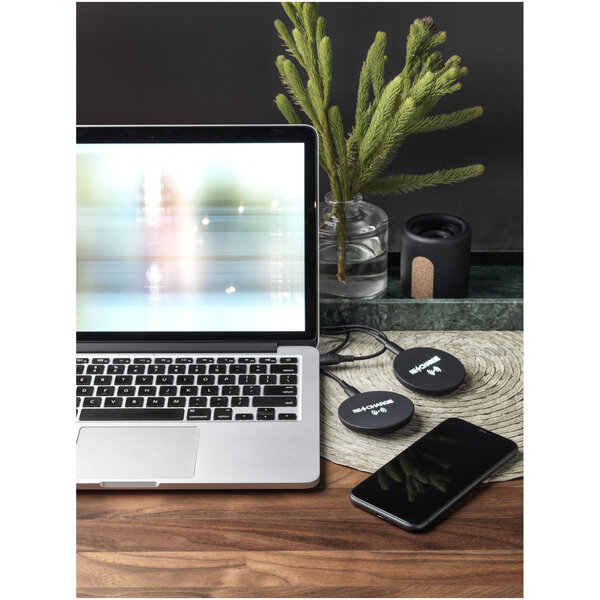 Kabellose Ladestation mit Leuchtlogo - Gieretz