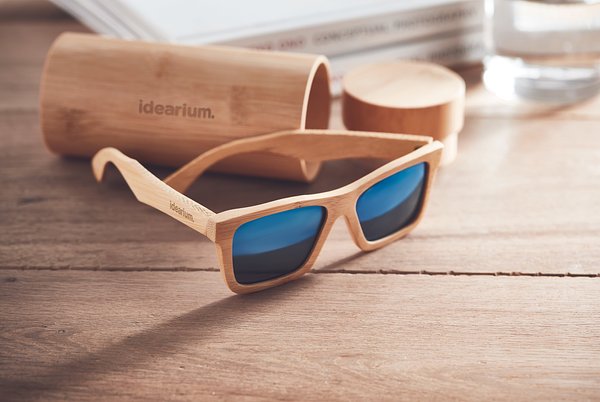 Sonnenbrille mit Köcher Marlen