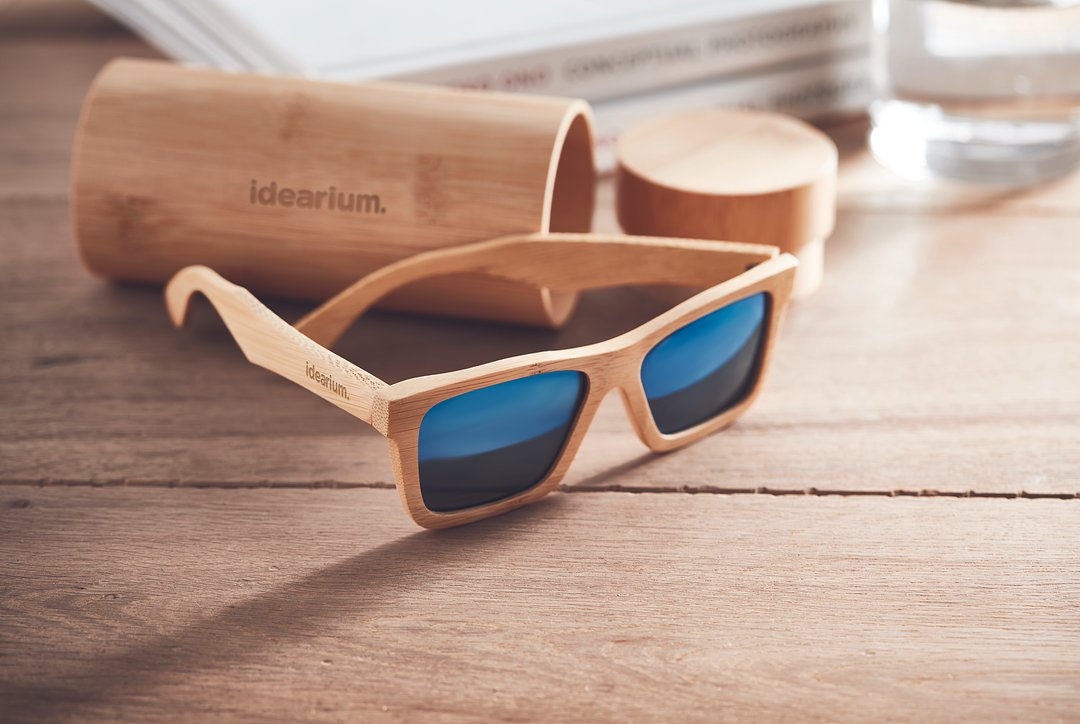 Sonnenbrille mit Köcher Marlen