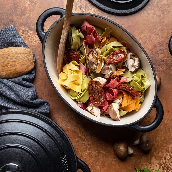 Emaillierte Ovale Eisenpfanne 3.5L Stga