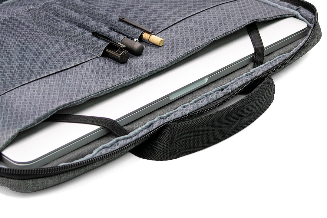 Specter 2 16 Zoll Laptop-Tasche Duritti