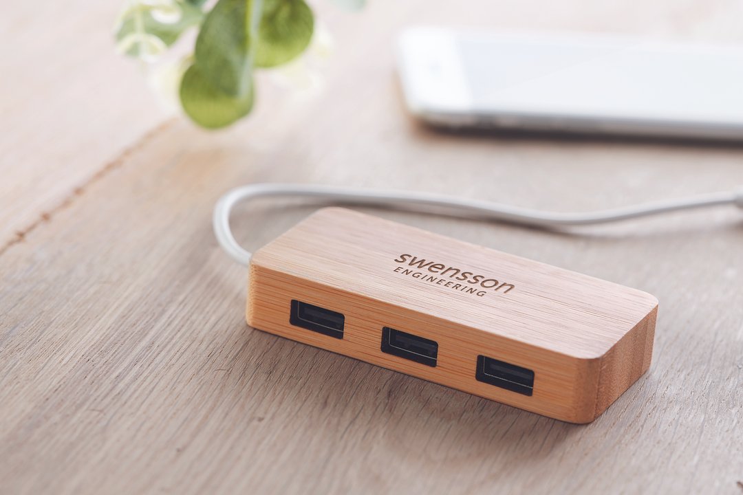 3 Port 2.0 USB Hub Bambus Meriover