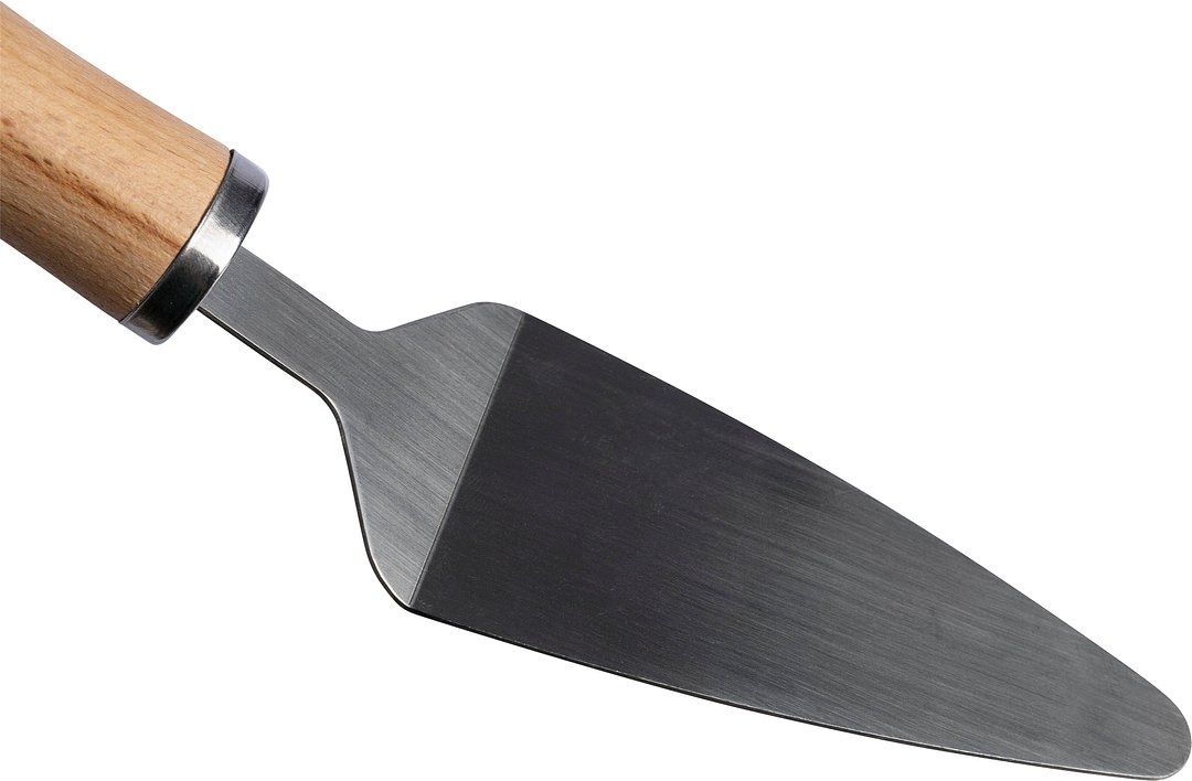 Küchenwerkzeugset aus Metall und Holz Steiven