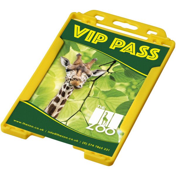 Ausweishalter aus Kunststoff - Eliuana