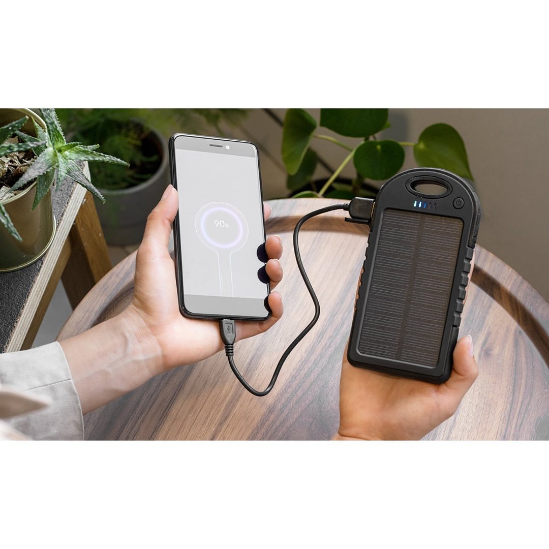 Powerbank mit 1'800 mAh Channatt