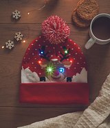 Weihnachtliche Strickmütze LED Benestel