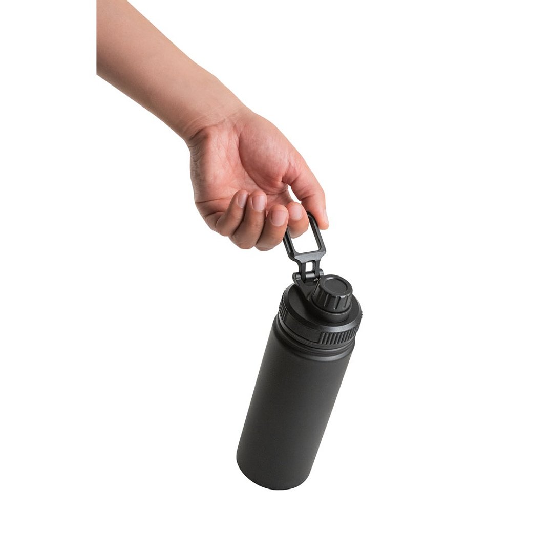 Trinkflasche aus 90% recyceltem Aluminium mit PP-Verschluss Ylanst