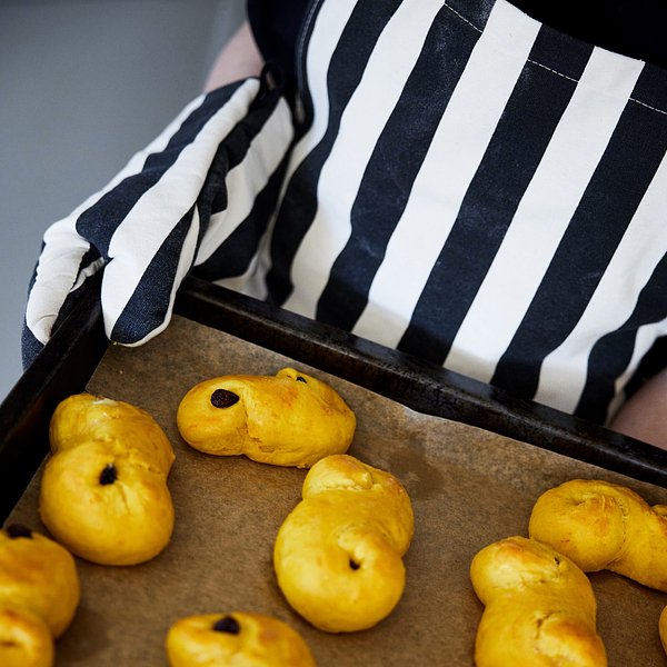 Aron Schürze & Grillhandschuh-Set Jovina