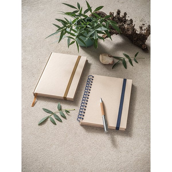 A5 Notizblock aus Zuckerrohrpapier mit linierten Seiten Annelven