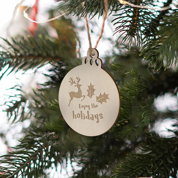 Weihnachtskugel in Form einer Holzkugel Betian