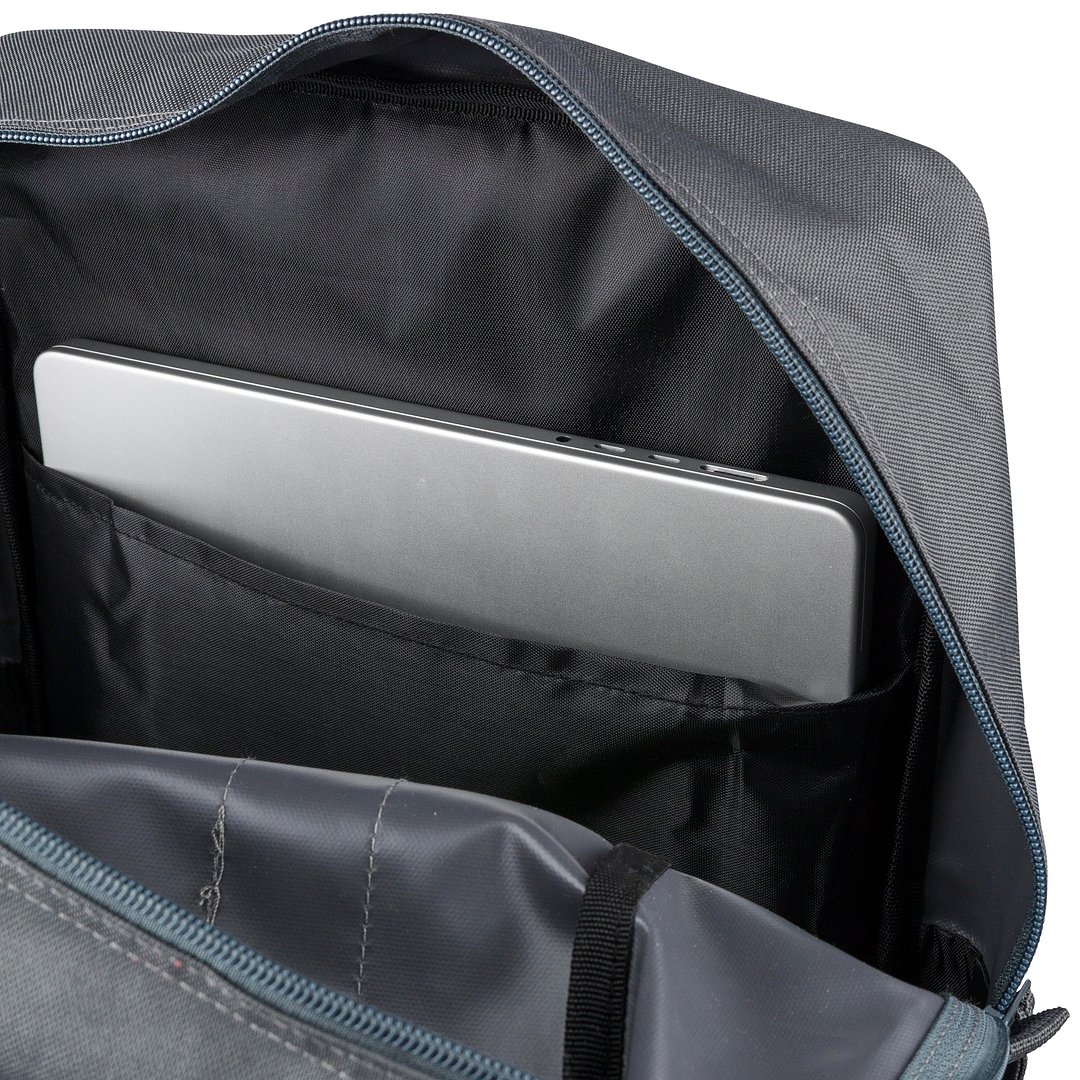 Recycelter Rucksack aus Polyester (900D) Giuniga
