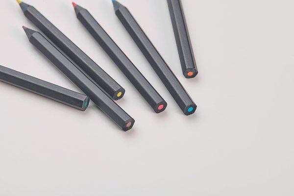 Buntstifte-Set mit Anspitzer Heliuat