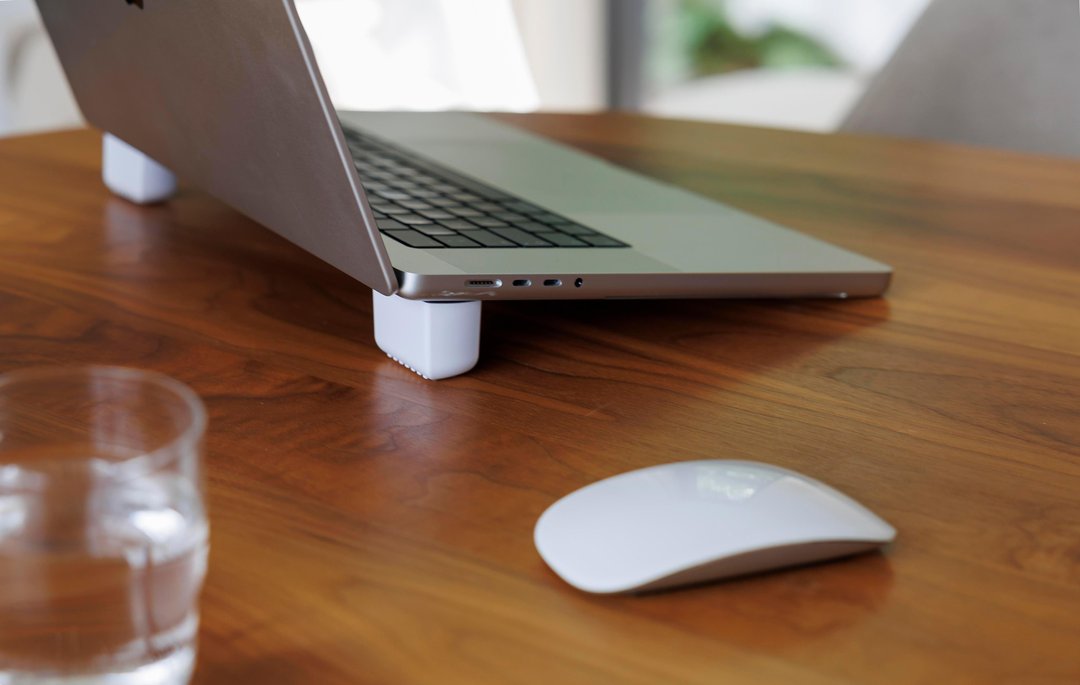 Laptopständer Bloqo Giunignat | Recycelt