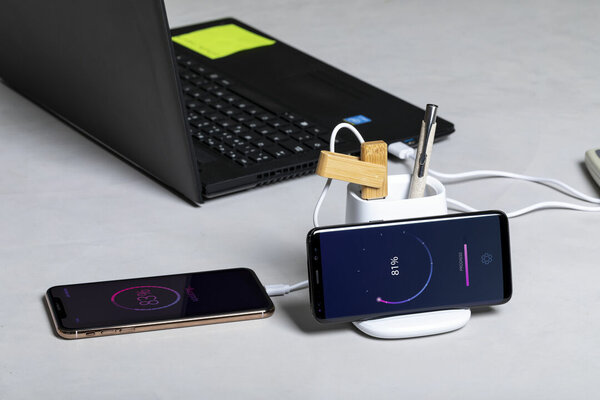 Multifunktion Stifthalter Idkon