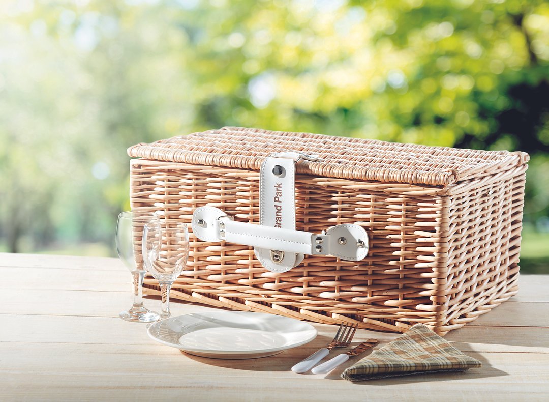 Picknickkorb aus Korbweide Luolfräna