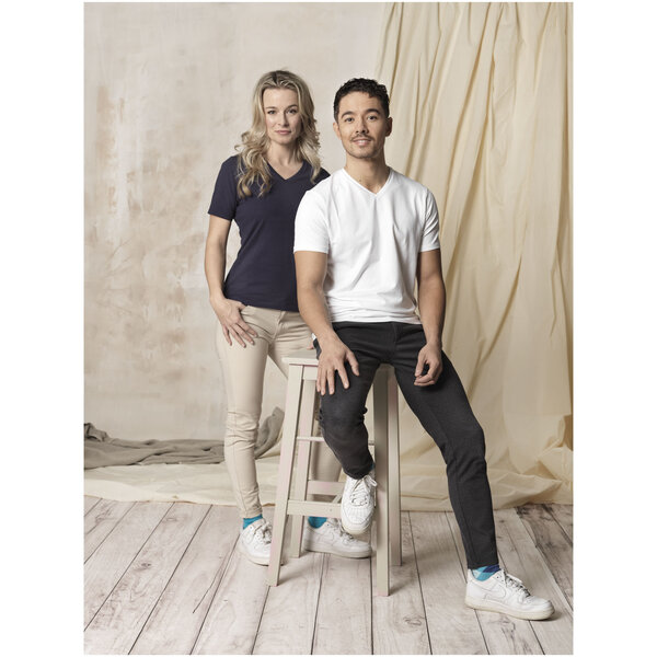 T-Shirt für Damen mit V-Ausschnitt - Benin