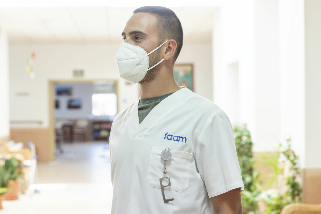 Namensschild Halter Idsur