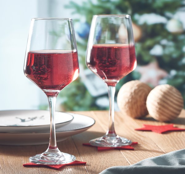Set mit 2 Weingläsern Ningi