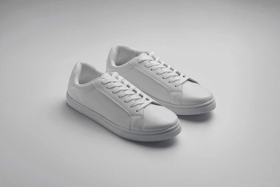 Sneakers aus PU Gr. 37 Fadivas