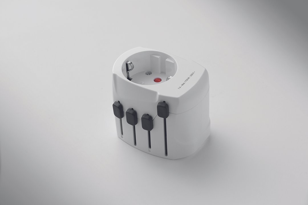 PRO 3-Pole World Emendi