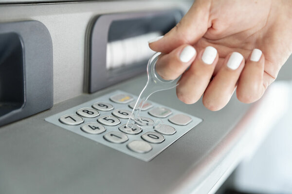 Schlüsselanhänger Anticontact Idpil