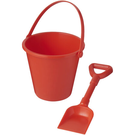 Recycelter Strandeimer und Spaten - Giun