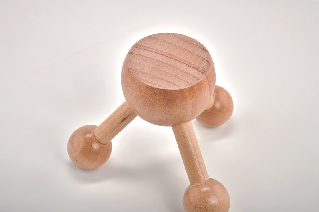 Massagegerät aus Holz Giuliun