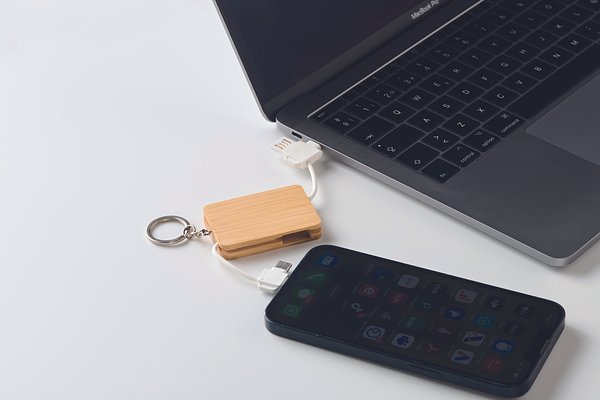 Schlüsselring mit Ladekabel Inanins