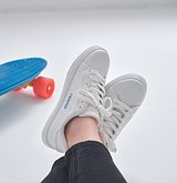 Sneakers aus PU Gr. 39 Mervrs