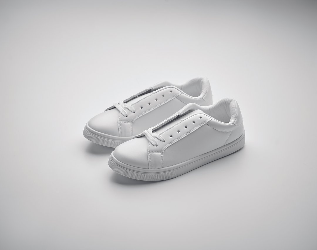 Sneakers aus PU Gr. 40 Fencha