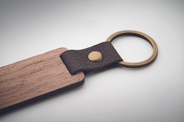 Schlüsselring Walnuss und PU Wall