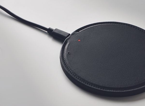 Ladestation recyceltes PU 15W Miria