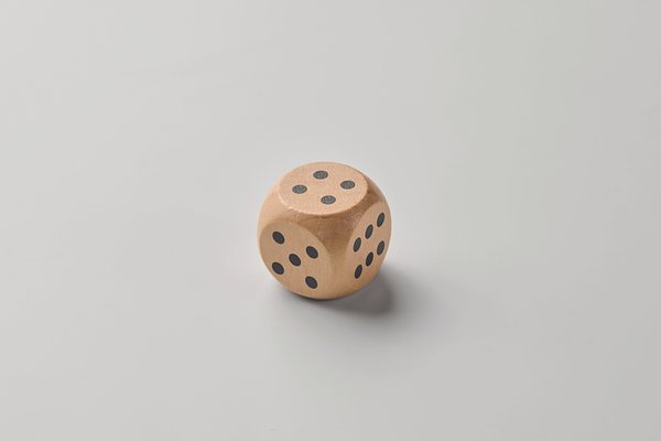 Spielwürfel Schima-Holz Ø 3cm Fendrito