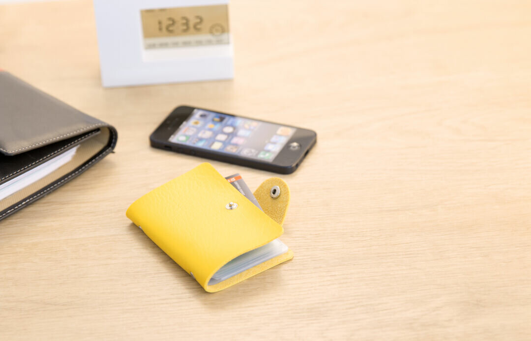 Visitenkartenetui Iddel