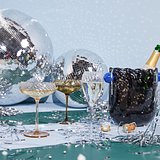 Byon Opacity 2er-Set Sektgläser mit stilvollem Glasmuster 300ml Sarena