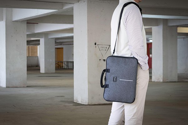 Specter 2 16 Zoll Laptop-Tasche Duritti
