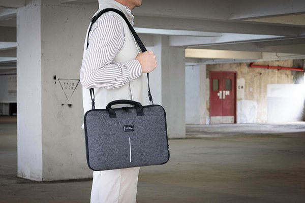 Specter 2 16 Zoll Laptop-Tasche Duritti