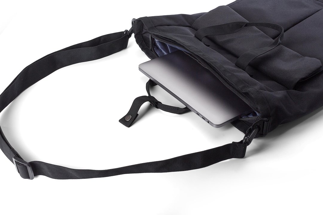 Polyester (900D) Umhängetasche Luonnia