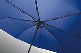 Windproof Regenschirm 21" Benchtza