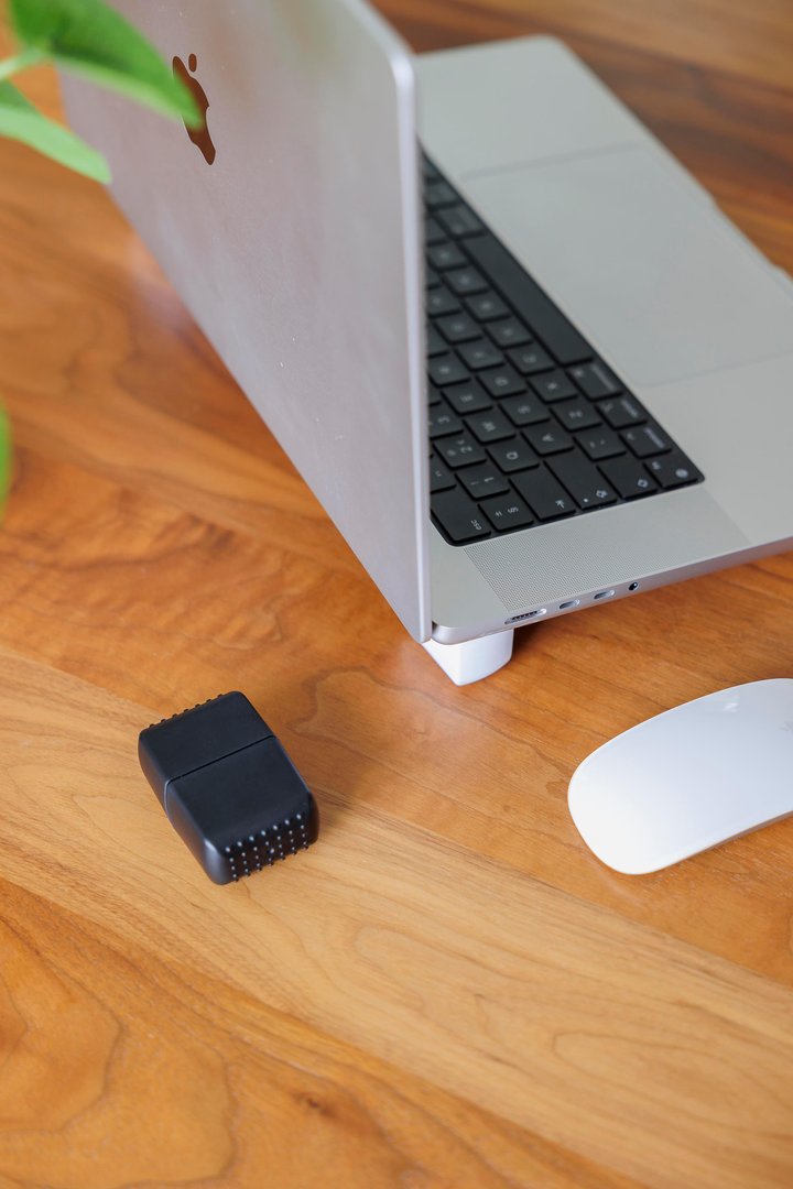 Laptopständer Bloqo Giunignat | Recycelt