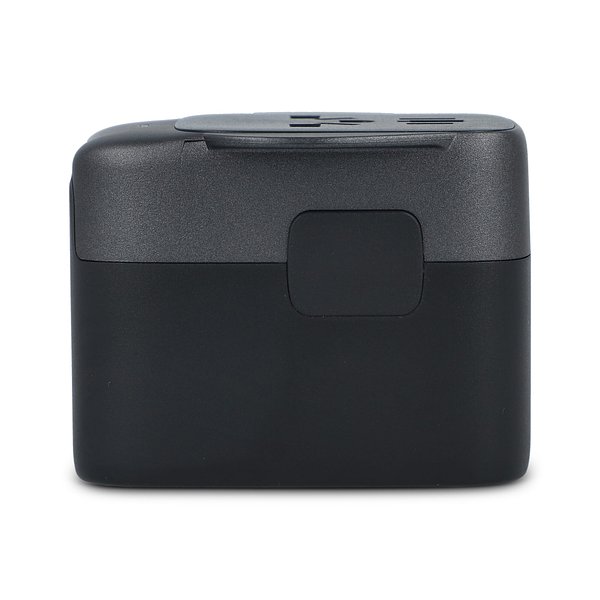 PowerPro Reiseadapter aus recyceltem Kunststoff Altina