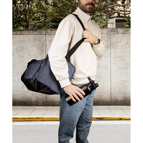 Flasche aus Edelstahl (90 % recycelt), doppelwandig vakuumisoliert Emendicoli