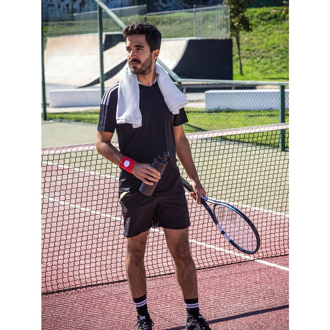 Trinkflasche aus 90% recyceltem Aluminium mit PP-Verschluss Ylanst