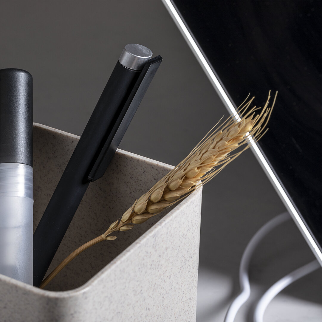 Stifthalter mit Multifunktion Idwex