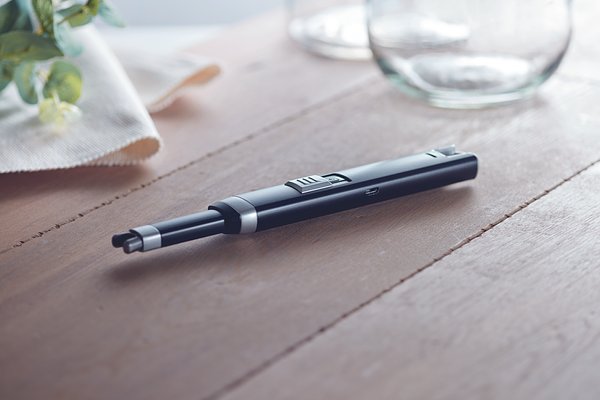 Grosses Lichtbogen-Feuerzeug Anneschta