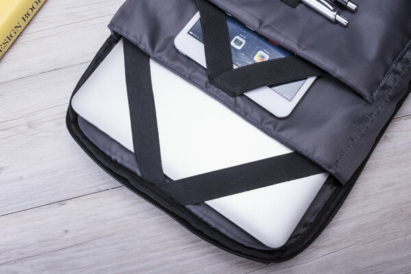 Anti-Diebstahl Rucksack Idley