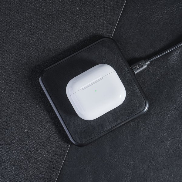 Iné Wireless Fast Charger - Recycled Leather 15W Marazenco