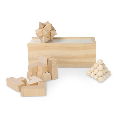 Dieses nachhaltige Set enthält drei spannende Denkspiele: ein Sternenpuzzle, ein Pyramidenpuzzle und ein 3D-Würfelpuzzle, die alle aus FSC-Holz gefertigt sind. Sie sind in einer FSC-Holzbox Badris