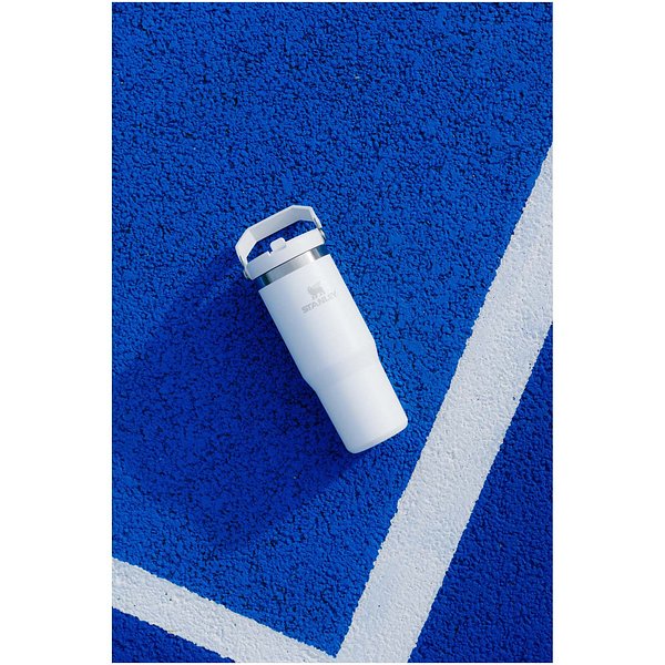 890 ml IceFlow™ Flip Straw Thermobecher - Jörina